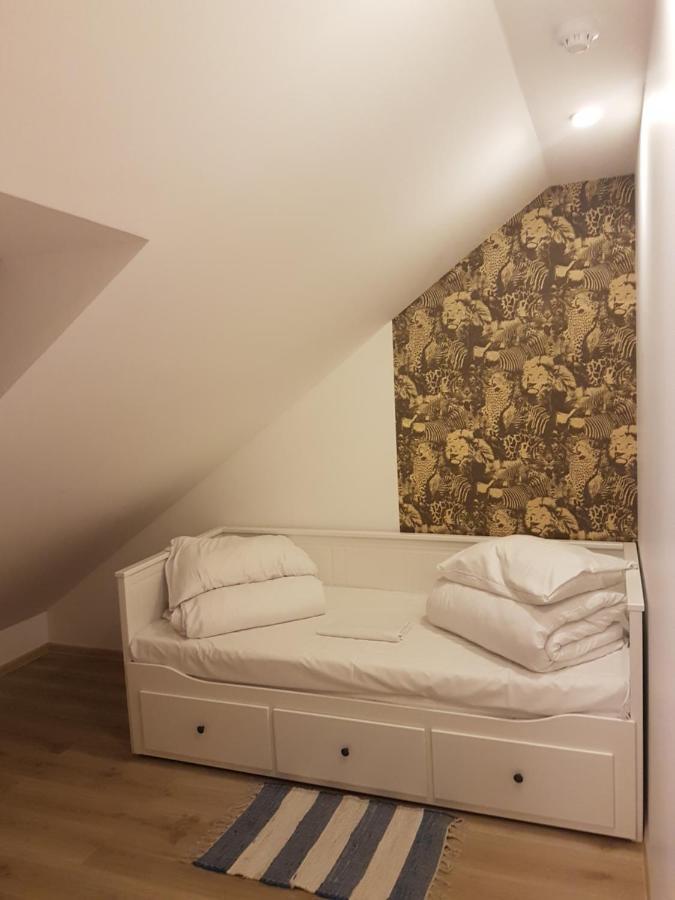 Liuto Apartamentai Juodkrantė Exterior foto