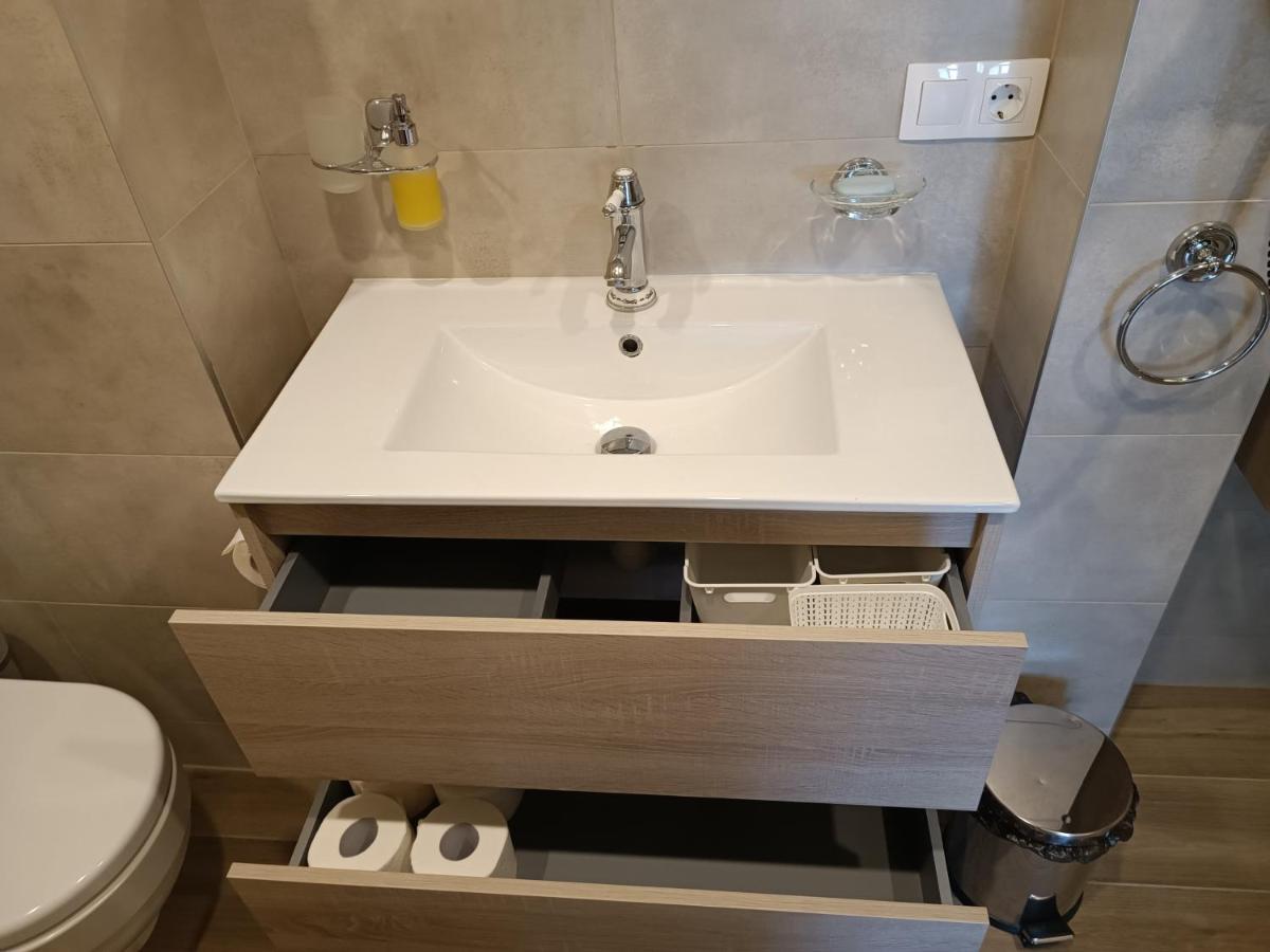 Liuto Apartamentai Juodkrantė Exterior foto